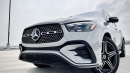 Miami International Boat Show 2027: Best Luxury Cars for a Week on the Water sidebar image