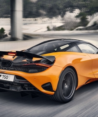 720S vs 750S: McLaren’s Battle of Speed and Style in Miami blog image