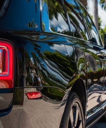 Absolute Authority in Black: The Rolls-Royce Cullinan Experience in Miami blog image
