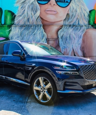 How to Choose the Perfect Luxury Car Rental in Miami for Your Trip blog image