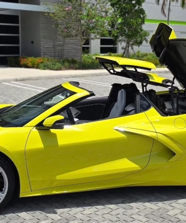Rent a Supercar in Miami – Lamborghini, Ferrari, Rolls-Royce blog image