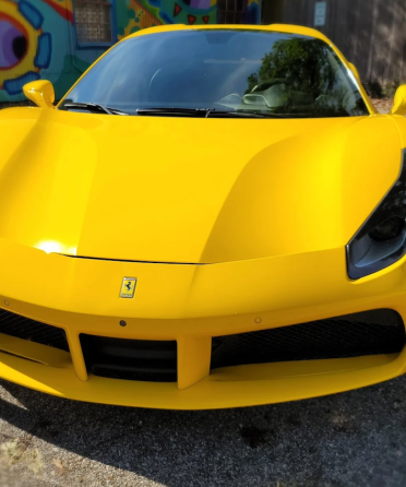 The Difference Between Arriving and Making an Entrance blog image