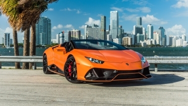  Lamborghini Huracan EVO Spyder Orange gallery image 1