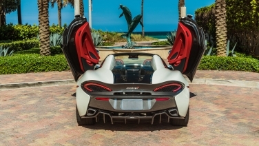McLaren 570s Spider gallery image 4