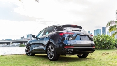 Maserati Levante Q4 Black gallery image 4