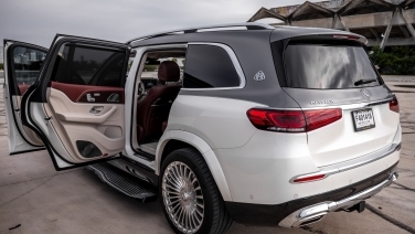 Mercedes-Maybach GLS 600 White gallery image 5