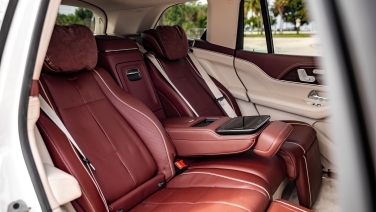 Mercedes-Maybach GLS 600 White gallery image 10