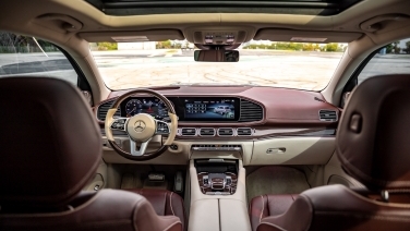 Mercedes-Maybach GLS 600 White gallery image 8