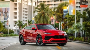 Lamborghini Urus S Rosso Mars gallery image 3