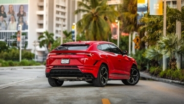 Lamborghini Urus S Rosso Mars gallery image 4