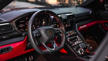 Lamborghini Urus S Rosso Mars gallery image 7