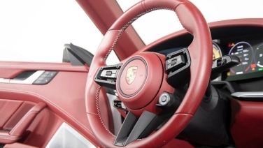 2023 Porsche 911 Turbo S Cabriolet AWD gallery image 9