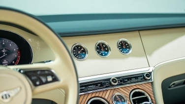 Bentley Continental GTC Speed White gallery image 6