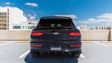  Bentley Bentayga S Black gallery image 3
