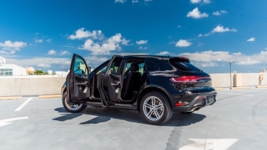 Porsche Macan Black gallery image 2