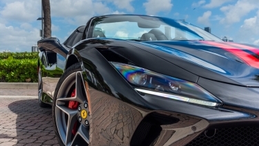 Ferrari F8 Spider gallery image 1