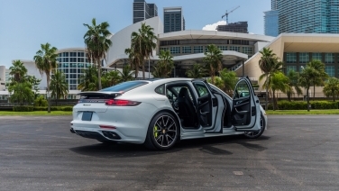 Porsche Panamera 4 E-Hybrid White gallery image 3
