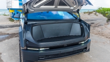 Tesla Cybertruck AWD gallery image 5