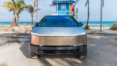 Tesla Cybertruck AWD gallery image 1