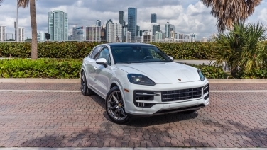 Porsche Cayenne Coupe White car image