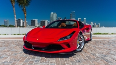  Ferrari F8 Tributo Spider Rosso Corsa gallery image 3