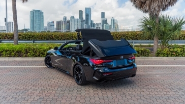 BMW 440i Convertible Black gallery image 3
