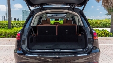 Mercedes-Benz GLS450 Black gallery image 4