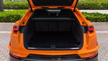Lamborghini Urus Performante Arancio Borealis gallery image 6
