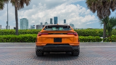 Lamborghini Urus Performante Arancio Borealis gallery image 5