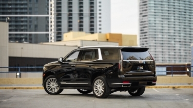 Cadillac Escalade 600 Black gallery image 2