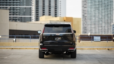 Cadillac Escalade 600 Black gallery image 3