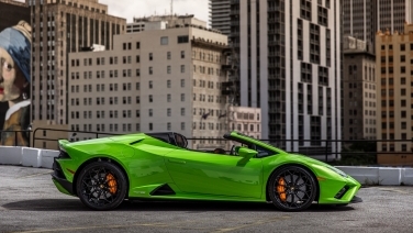 Lamborghini Huracán EVO Spyder Verde Mantis (Green) gallery image 4