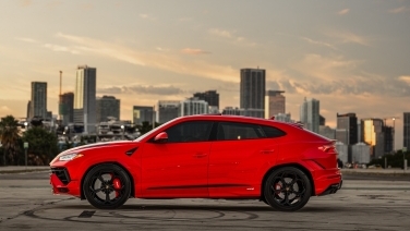 Lamborghini Urus Red gallery image 7