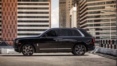 Rolls-Royce Cullinan Black gallery image 2