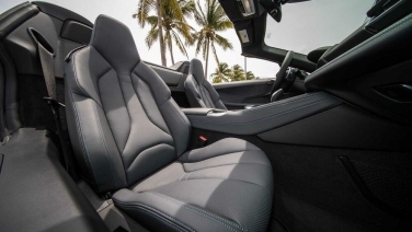 BMW I8 Roadster Black gallery image 4
