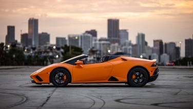 Lamborghini Huracán EVO Spyder Arancio Borealis gallery image 3
