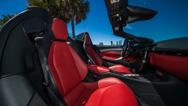 McLaren Artura Spider (Silver/Red) gallery image 18