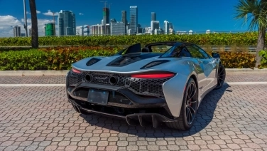 McLaren Artura Spider (Silver/Red) gallery image 11