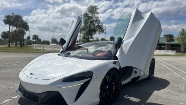 McLaren Artura White gallery image 1