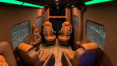 8-passenger Mercedes Benz Sprinter Limo gallery image 2