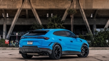 Lamborghini Urus Performante (Baby Blue) gallery image 5