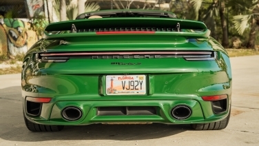 Porsche 911 Turbo S Cabriolet Green gallery image 5