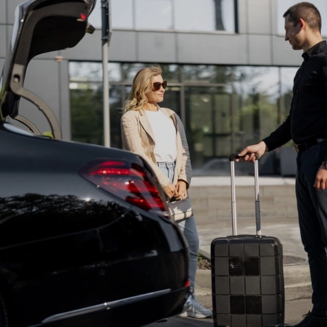 Complimentary Private Airport Transfer service image