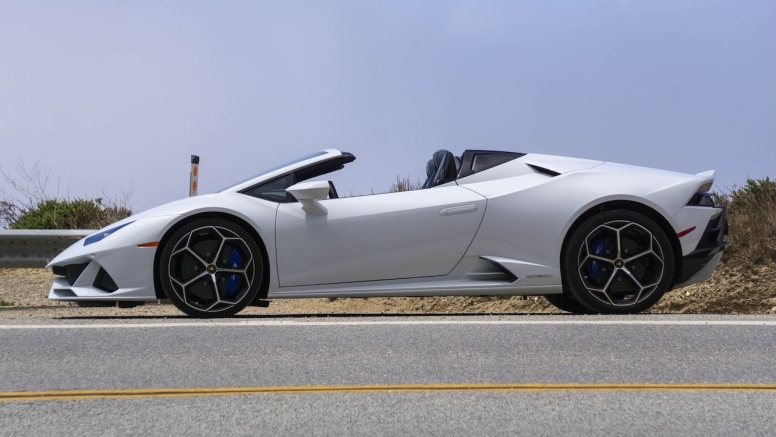 Miami’s Luxury Revolution: The Rise of Open-Top Supercars image