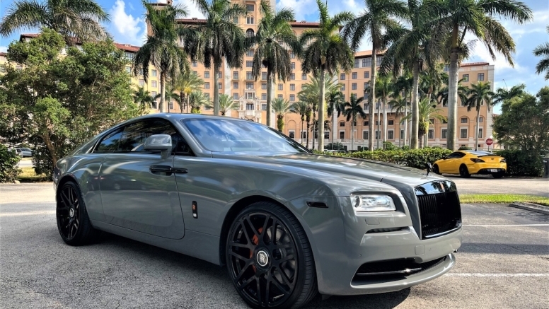5 Reasons Why Renting a Rolls-Royce in Miami Makes a Bold Statement image