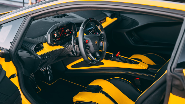 Ocean Drive Energy: Why Miami Demands a Lamborghini image