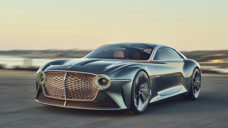 Bentley in the Bay: Luxury Touring at Its Finest on Miami’s Scenic Routes image