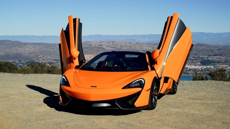 From Zero to Hero: Why McLaren Rentals Are Dominating Miami’s Supercar Scene image